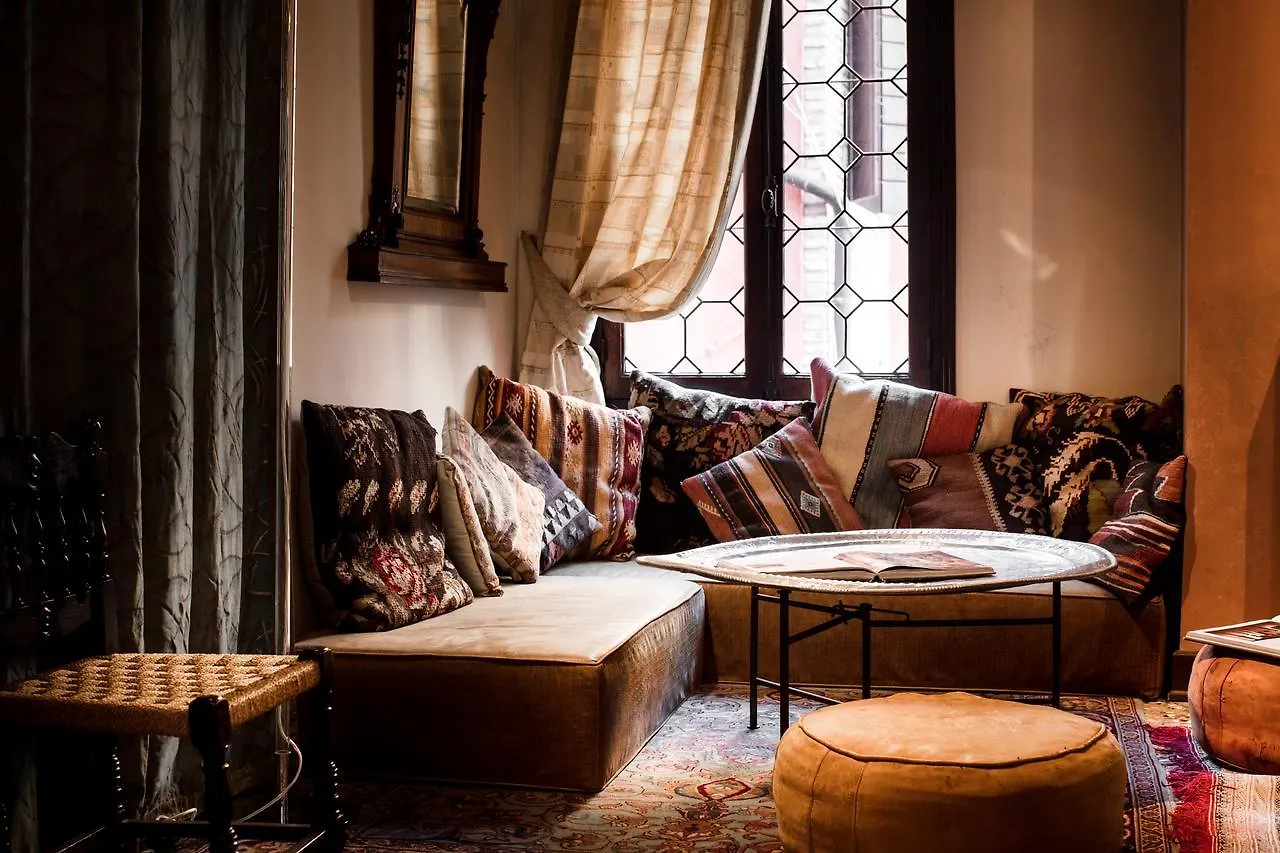 Novecento Boutique Hotel Venice Italy