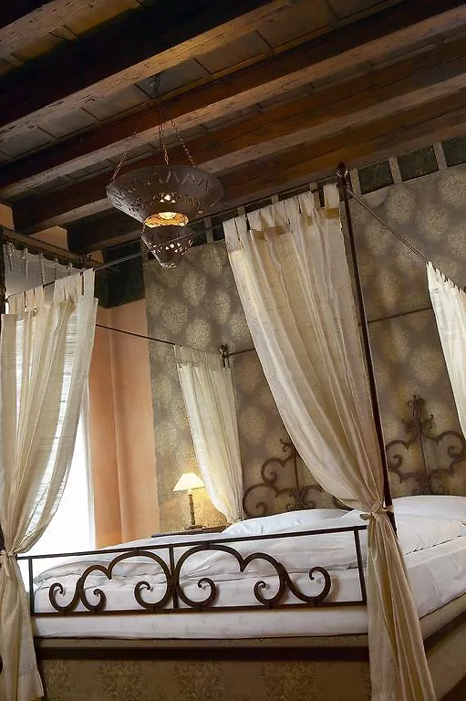 Novecento Boutique Hotel Venice Italy